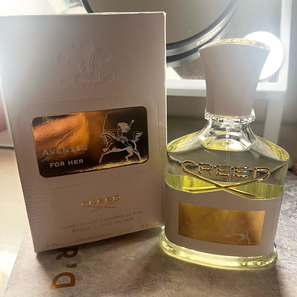 Creed Aventus for her 2.5 ml